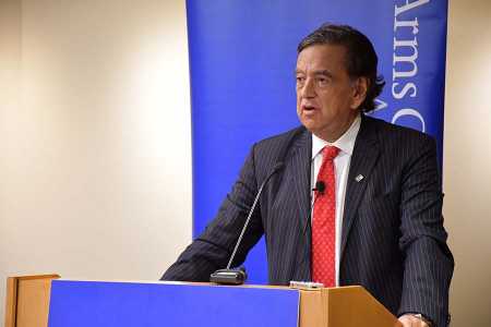 Bill Richardson, a former UN ambassador and Democratic governor of New Mexico, gives a keynote address at the Arms Control Association annual meeting April 19, 2018. (Photo: Allen Harris/Arms Control Association)
