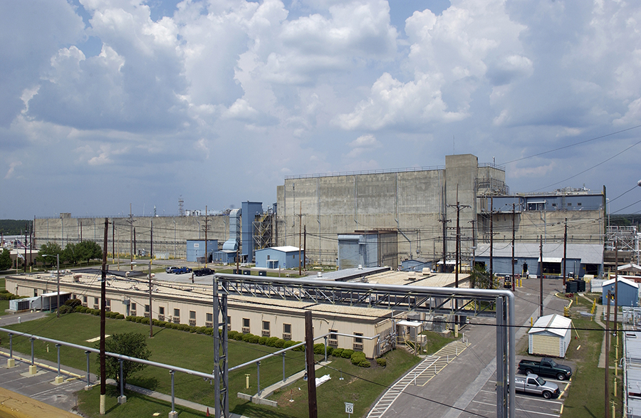 The H Canyon at the Savannah River Site had been intended to participate in the process to produce mixed-oxide fuel from surplus U.S. plutonium. (Photo: Energy Department)
