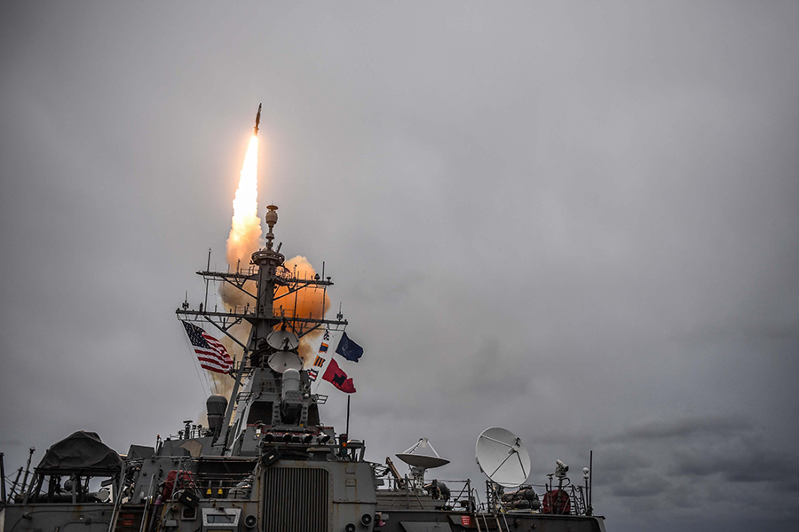 The U.S. Navy Arleigh Burke-class guided-missile destroyer USS Donald Cook (DDG 75) fires a Standard Missile-3 during exercise Formidable Shield 2017 over the Atlantic Ocean, Oct. 15, 2017. (Photo: U.S. Navy)