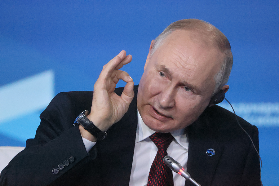 Speaking to the annual meeting of the Valdai Discussion Club in Sochi in October, Russian President Vadimir Putin is noncommittal about whether his country might resume nuclear testing. (Getty Images)