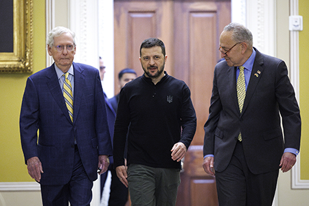 In Washington on Sept. 26, Ukrainian President Volodomyr Zelenskyy (C) met Senate Minority Leader Mitch McConnell (R-Ky.) (L) and Senate Majority Leader Chuck Schumer (D-N.Y.), as well as President Joe Biden, as he pressed his case for authorization to use long-range missiles to strike Russia. (Photo by Tom Brenner/Getty Images)