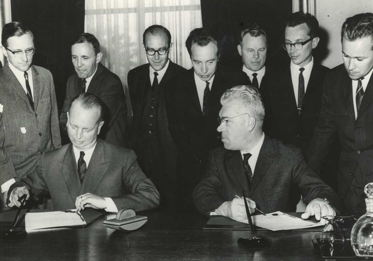 Hotline Agreement signing ceremony, June 20, 1963. (Larry Weiler is second from left in back row.)