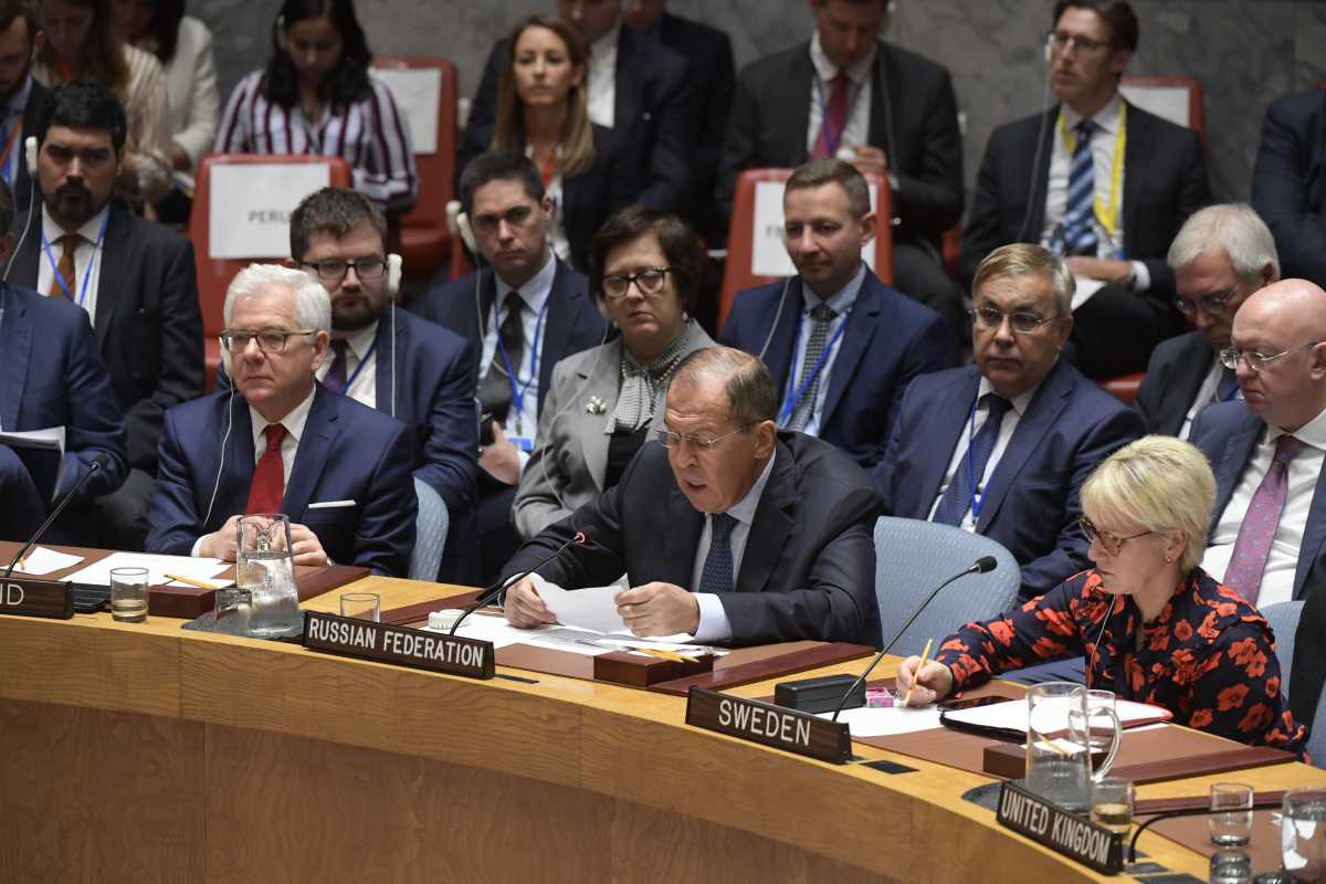 Sergey V. Lavrov (center), Minister for Foreign Affairs of the Russian Federation, addresses the Security Council meeting on nonproliferation and North Korea. (Photo: UN Photo/Evan Schneider)